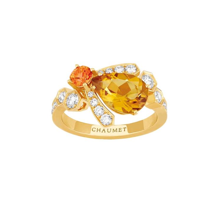 Chaumet Bee My Love ring in yellow gold, set with a sapphire, a citrine and diamonds.